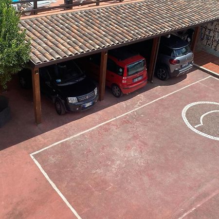 Ferienwohnung Tabor 1 Garden & Parking Neapel Exterior foto